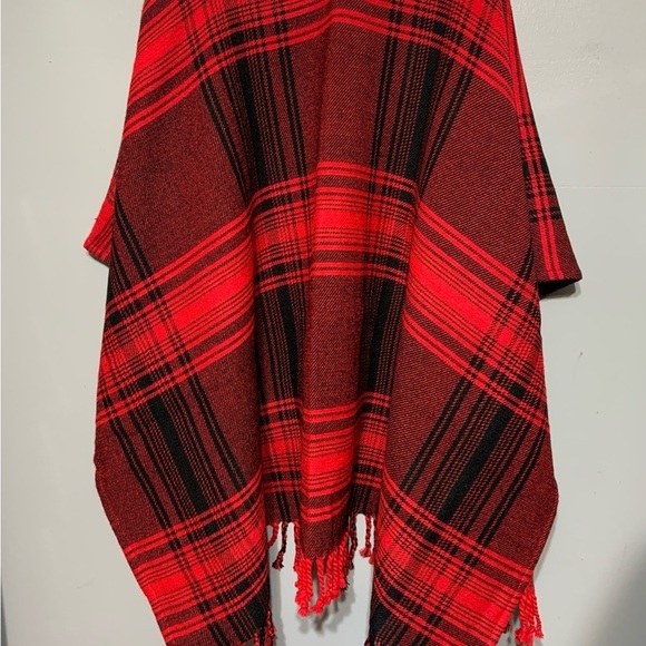 Talbots Woven Fringe Ruana Wrap Scarf Red Pop Multi Plaid Reversible 44" x 55" - Picture 6 of 8